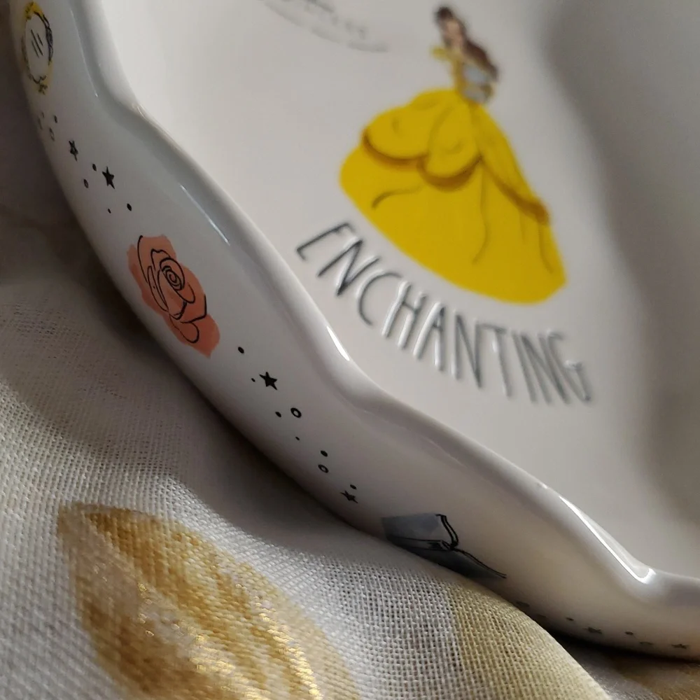 Rae Dunn Enchanting Princess Plate‎ - Yellow and White